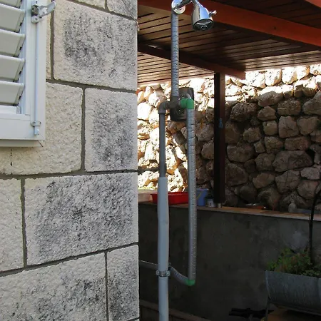 House With Garden Apartment