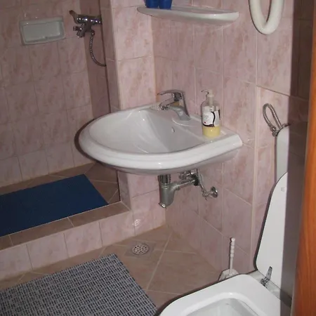 Apartman House With Garden *